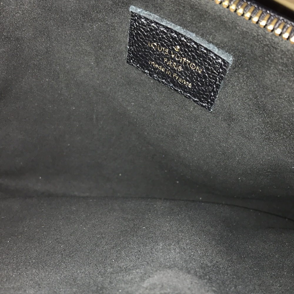 💎🌟  BEAUTIFUL 🌟💎CROSSBODY RETIRED LEATHER EMPREINTE FLAP LOUIS VUITTON - Picture 13 of 13